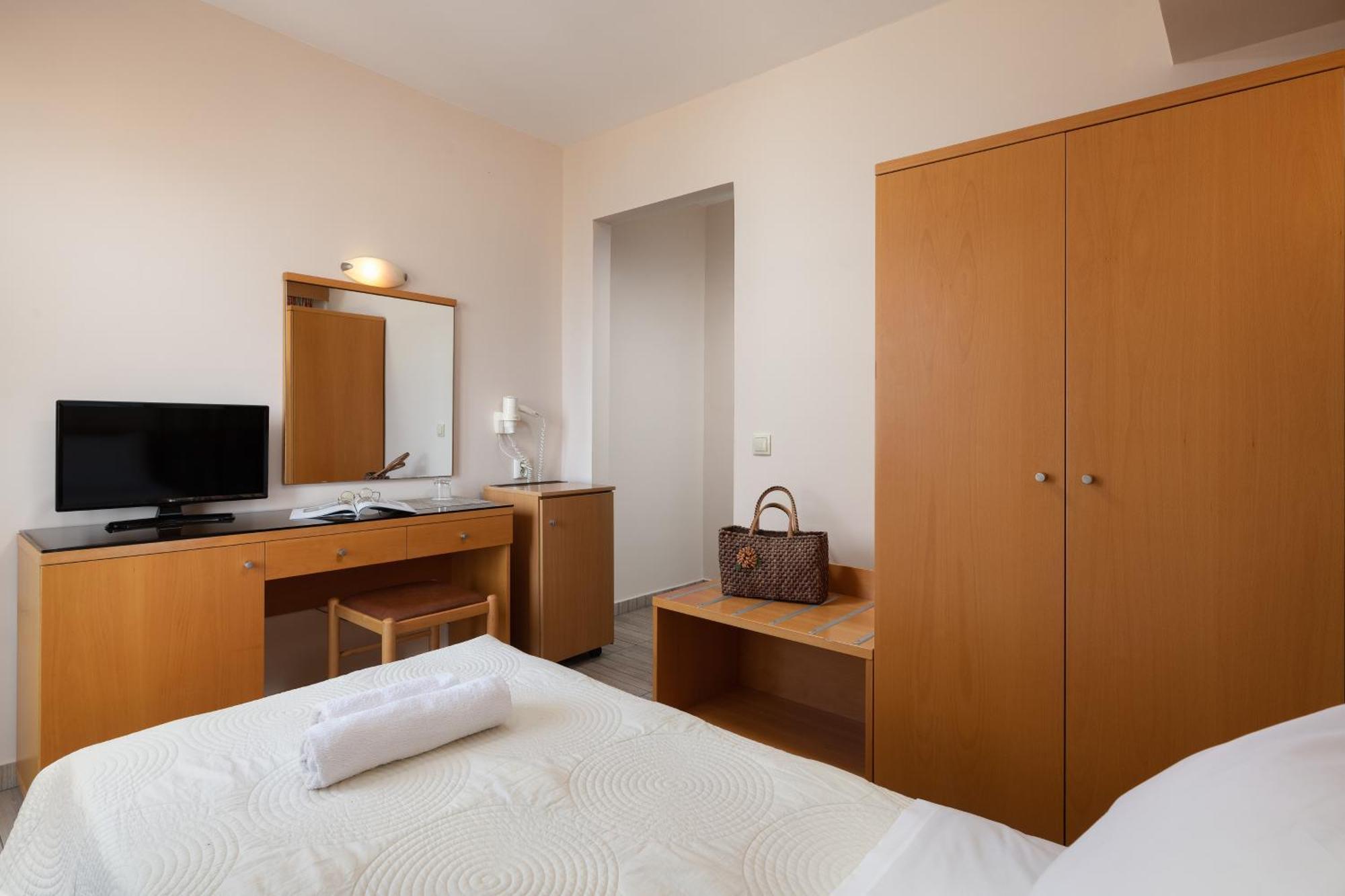 Rhodes City Nafsika Hotel מראה חיצוני תמונה
